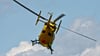 Ein Rettungshubschrauber ist auf der L159n im Einsatz. Dort hat es bei Benkendorf einen Unfall gegeben.