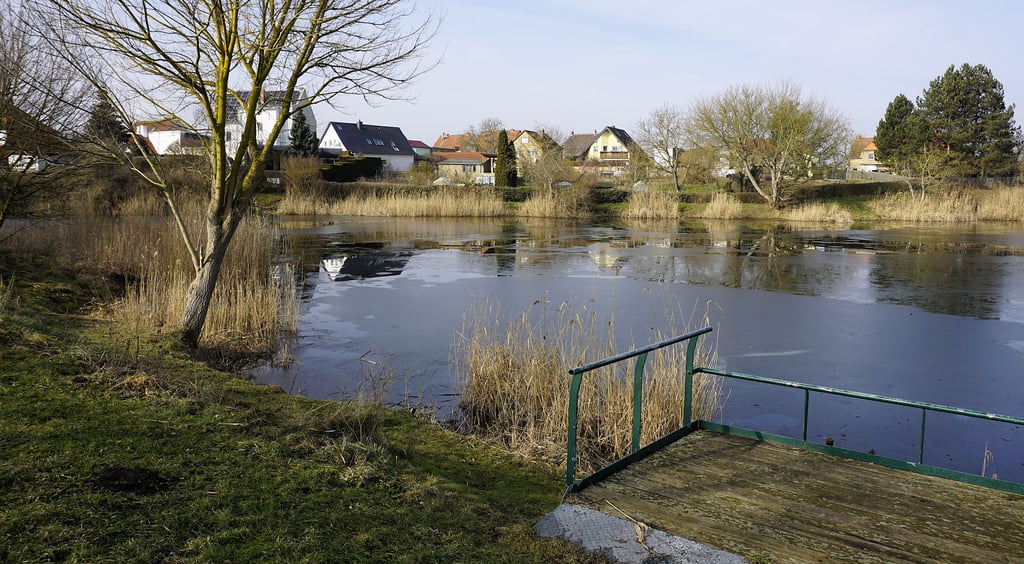 Das Schachtloch in Döllnitz wird in diesem Jahr fü viel Geld saniert.