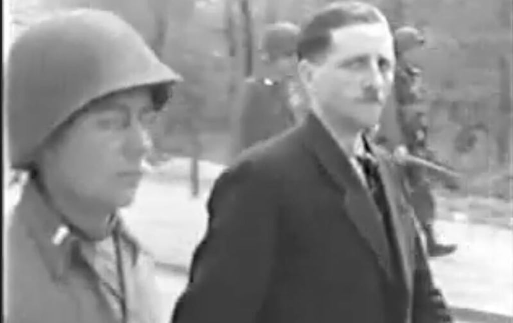 Standbild aus dem Film: Carl Dreyer wird abgeführt.