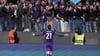 Die Fans feiern Robin Gosens nach seinem Tor zum 2:1.