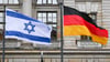 Deutschland und Israel haben zwei Jahrzehnte nach dem Ende des Zweiten Weltkriegs diplomatische Beziehungen aufgenommen. (Archivbild)