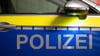 Eine Autofahrerin ist bei Halle bei einem Unfall mit einem Bus schwer verletzt worden. (Symbolbild)