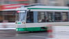 Einem Fahrgast wurde in der Magdeburger Straßenbahn sein Handy gestohlen.