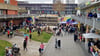 Zum muslimischen Zuckerfest kamen im April hunderte Menschen in die Passage in Halle-Neustadt.