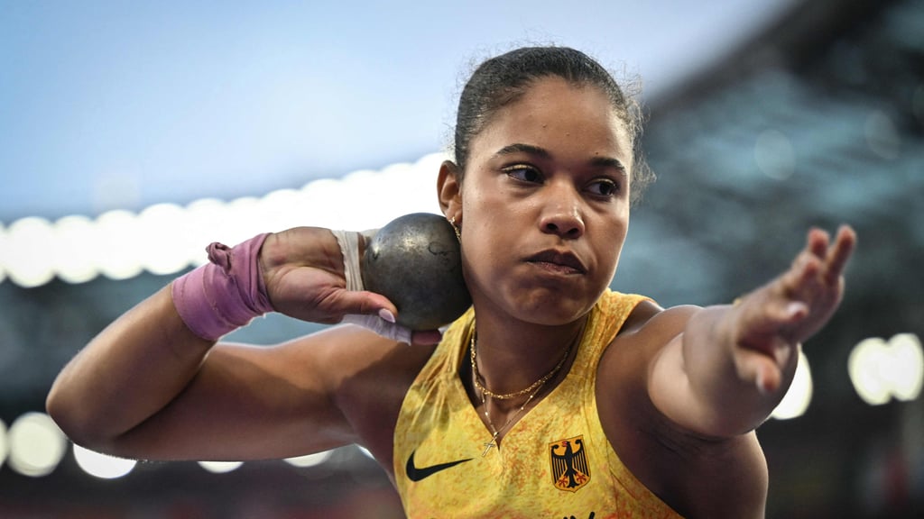 Bei den Spielen in Paris krönte sich Yemisi Ogunleye zur Königin der Kugelstoßerinnen.