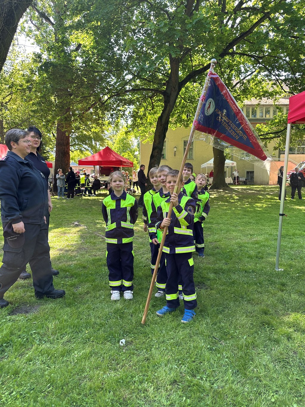 Stolz ging diese Mannschaft der Kinderfeuerwehr Ottersleben an den Start.
