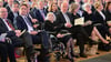 Margot Friedländer sitzt während einer Gedenkveranstaltung im Roten Rathaus neben dem Regierenden Bürgermeister Kai Wegner (CDU).