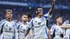Davie Selke jubelt mit den HSV-Teamkollegen.