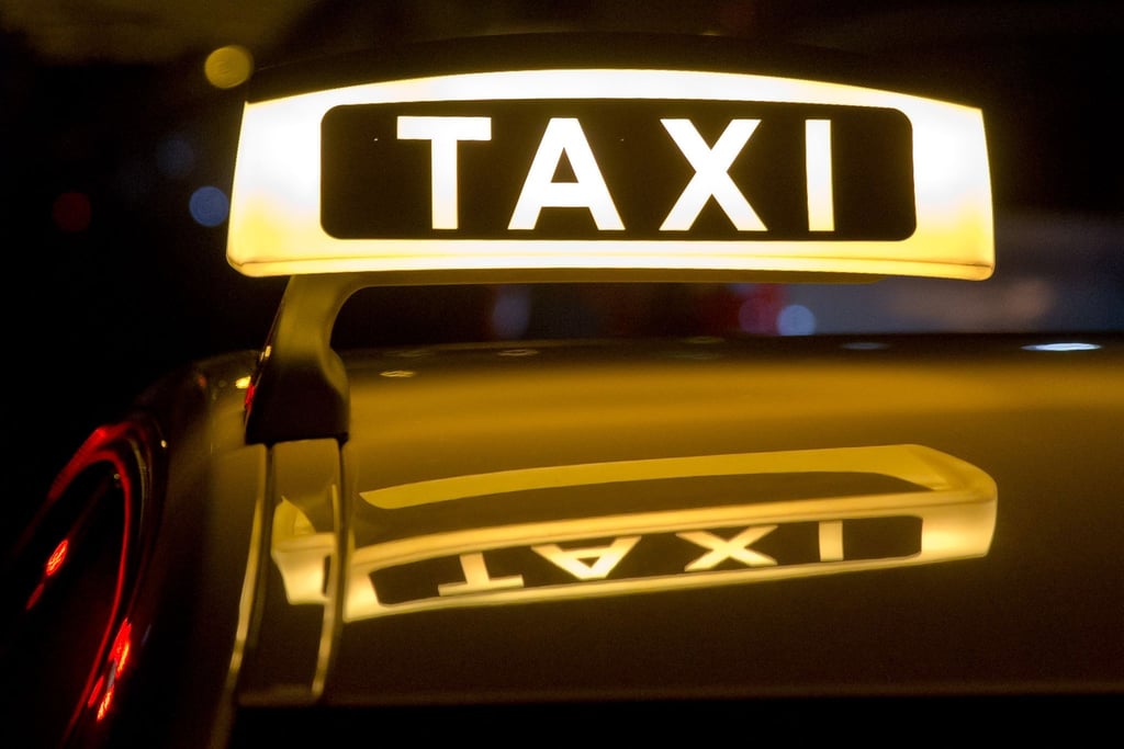 Ein Taxifahrer ohne Fahrerlaubnis ist von der Polizei in Ostsachsen erwischt worden. (Symbolbild)