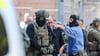 Auch schwer bewaffnete Einheiten der Polizei waren im Einsatz.