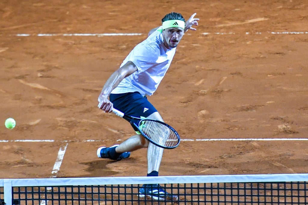 Alexander Zverev steht beim Turnier in Rom im Achtelfinale.