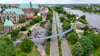 Die marode Brücke über das Magdeburger Schleinufer wird in den nächsten Tagen abgerissen.