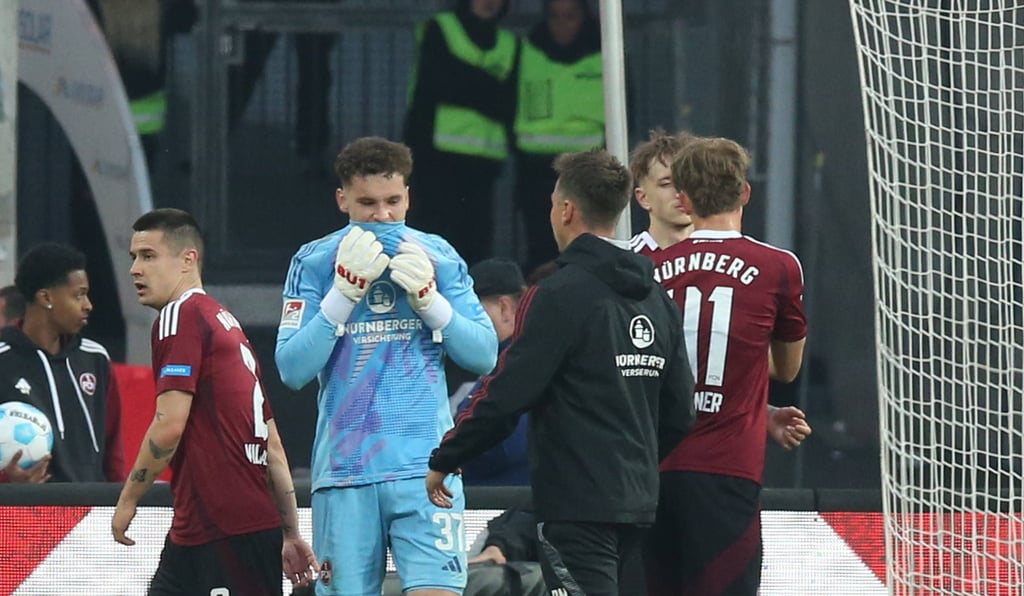 War sichtlich frustiert ob seines Fehlers: Nürnberg-Keeper Michal Kukucka.