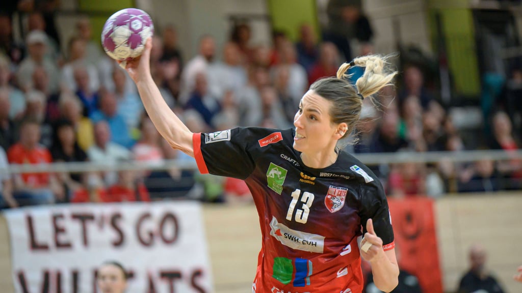 Madeleine Östlund glänzte gegen den Bergischen HC mit sieben Toren bei sieben Würfen.