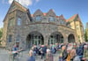 Derzeit Ausnahme: politisch-kulturelle Veranstaltungen auf der Terrasse von Schloss Wendgräben.