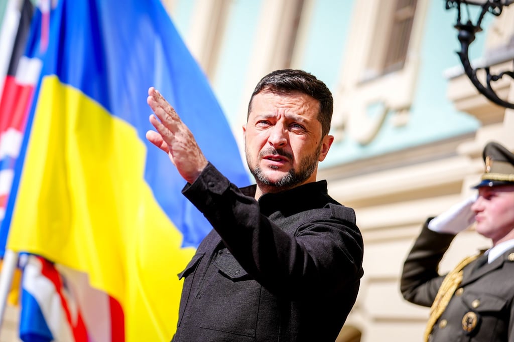 Der ukrainische Präsident Wolodymyr Selenskyj hatte am Samstag gemeinsam mit europäischen Verbündeten von Russland eine Waffenruhe ab Montag gefordert.
