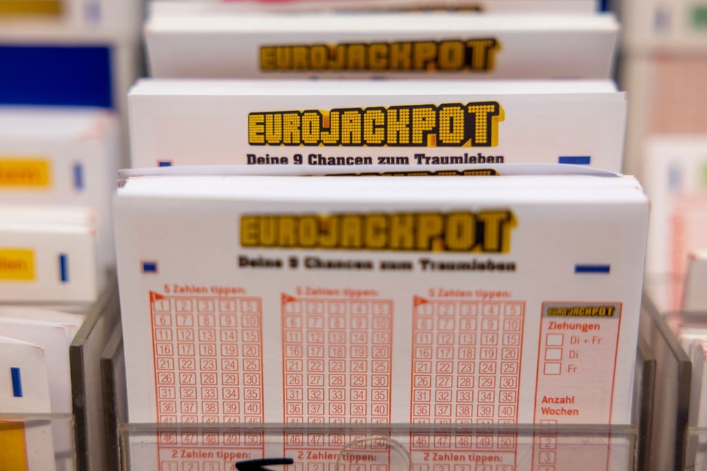 Ein Spieler aus Niedersachsen hat einen Millionengewinn beim Eurojackpot erzielt. (Symbolbild)