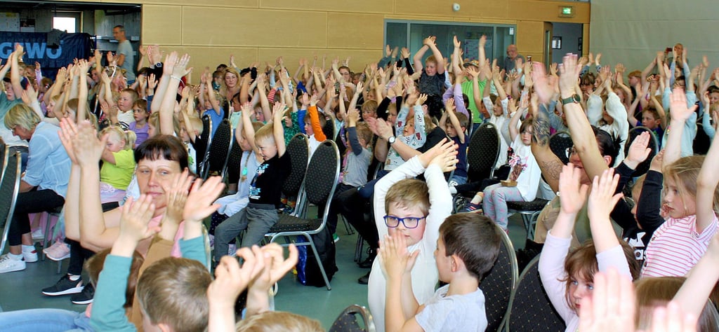 300 Kinder besuchten die Aufführung der Mitteldeutschen Kammerphilharmonie in Eggersdorf.