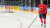 Nach einem ersten Training meldet sich NHL-Star Tim Stützle bereit für das WM-Spiel gegen Norwegen.