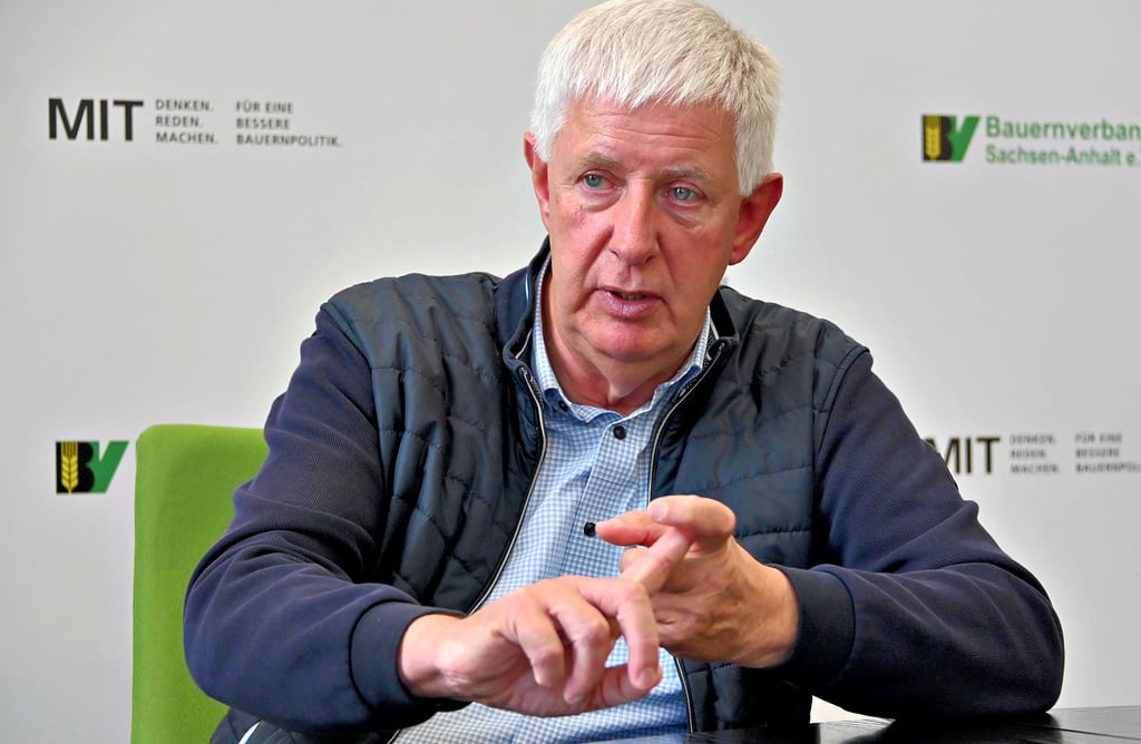 Olaf Feuerborn wohnt in der Nähe von Köthen und ist seit 2016 Präsident des Landesbauernverbandes.