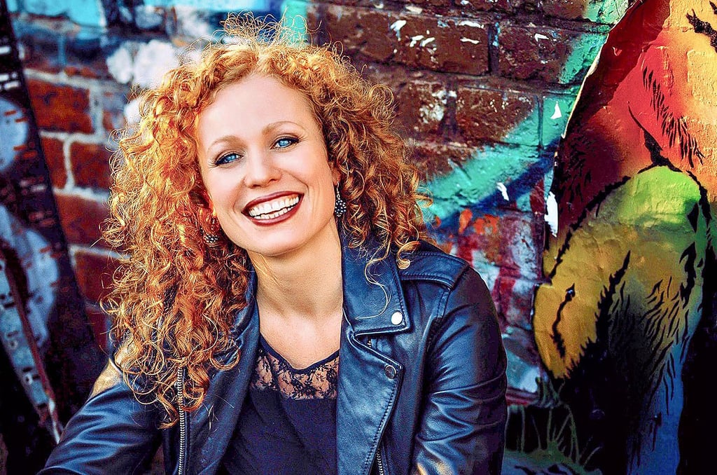 Caroline Bungeroth präsentiert am 24. Mai ihr neues Soloprogramm im Bernburger Theater.