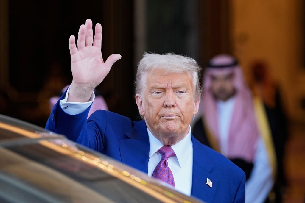 „Viel Glück, Syrien“, sagte Trump in Riad.