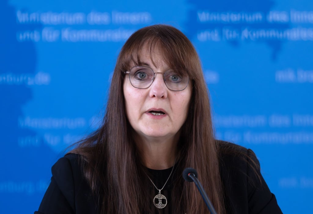 Brandenburgs Innenministerin Katrin Lange (SPD) äußert sich zufrieden zum Verbot des „Königsreichs Deutschland“. (Archivbild)