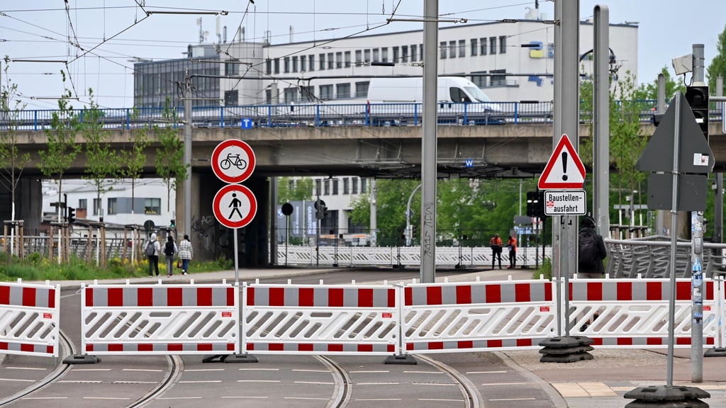 Die Verbindung zwischen der Magdeburger Innenstadt und Stadtfeld ist durch die Sperrung der Ringbrücke gekappt.
