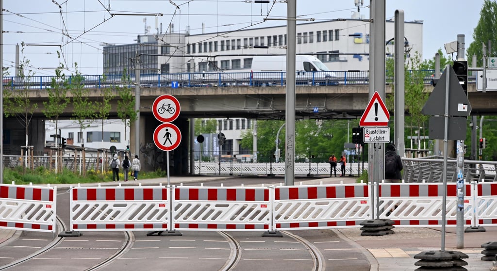 Die Verbindung zwischen der Magdeburger Innenstadt und Stadtfeld ist durch die Sperrung der Ringbrücke gekappt.