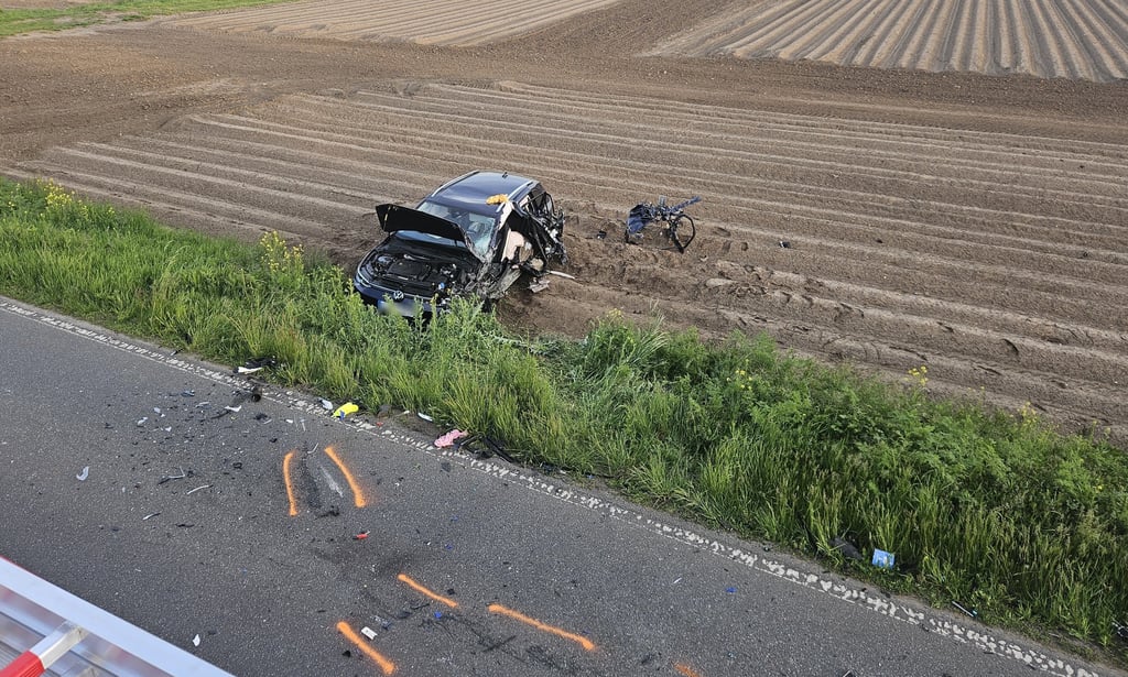 Der schwere Verkehrsunfall auf der L187 nahe Tollwitz geht offenbar auf einen rücksichstlosen Überholvorgang zurück.