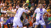Antonio Serradilla (am Ball) gewann das Hinspiel mit dem SCM gegen den VfL Gummersbach mit 37:28.