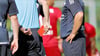 Um ein Zeichen gegen die zunehmende Gewalt gegen Schiedsrichter zu setzen, sollen die Fußballspiele auf Kreisebene vom 16. bis 18. Mai im Burgenlandkreis ohne geprüfte Referees über die Bühne gehen. Die Schiris streiken.&nbsp;