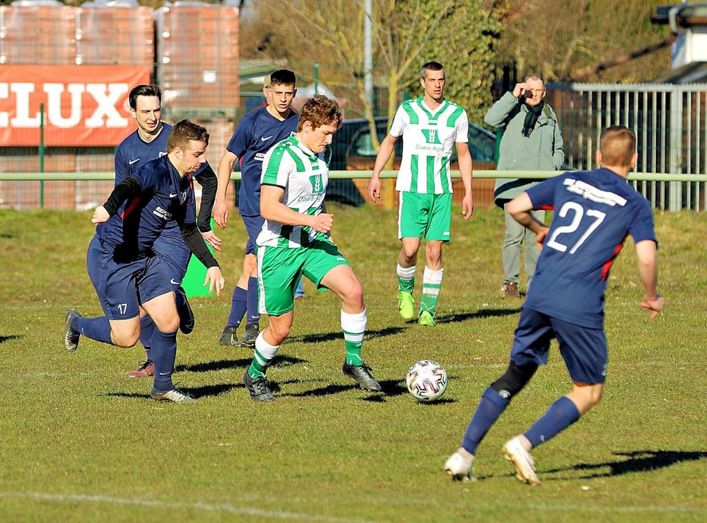 Der SG Grün-Weiß Dahlenwarsleben und der SV Gutenswegen/Klein Ammensleben spielen Amateurfußball in der Niederen Börde.