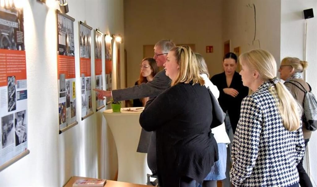 Die Wanderausstellung „Frauen im geteilten Deutschland"