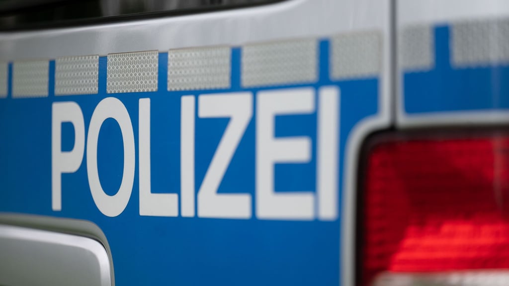 Ladendieb wird in Hettstedt in flagranti erwischt und geht mit Frühstücksmesser auf die Zeugen los.