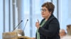 Die Gesundheitsversorgung im ländlichen Raum wird gestärkt, betont Gesundheitsministerin Petra Grimm-Benne. (Archivbild)