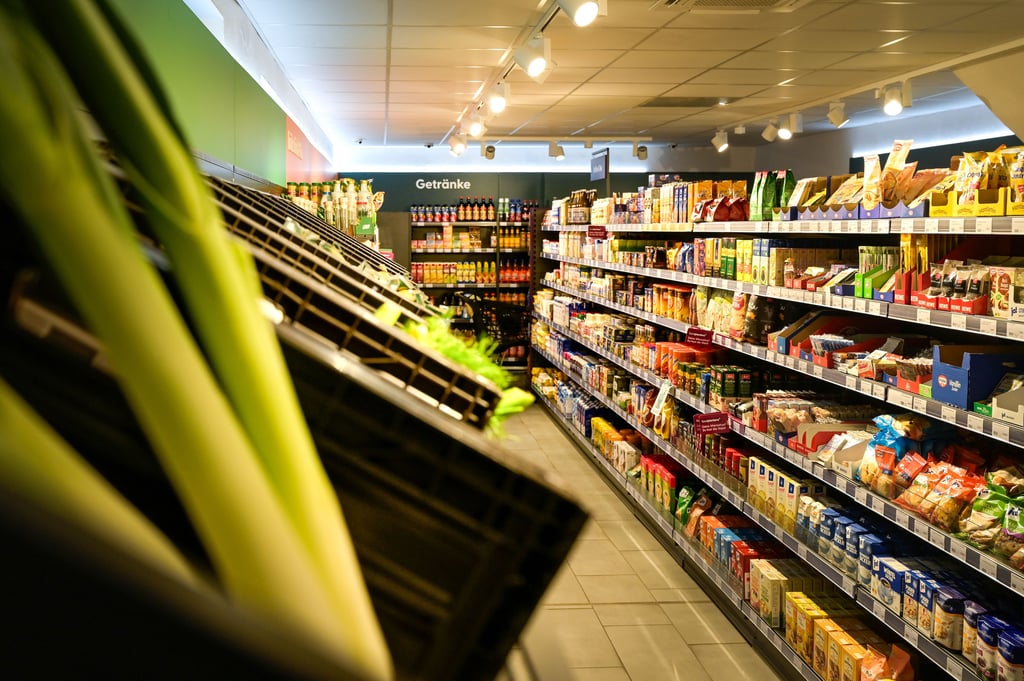 Blick in einen bereits etablierten Tante-Enso-Laden. Solch kleinen Supermarkt soll es bald auch in Halberstadts Ortsteil Ströbeck geben.