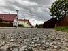 Die Neue Straße in Badeborn ist nur geschottert. Eine Verbesserung ist bislang nicht in Sicht. 