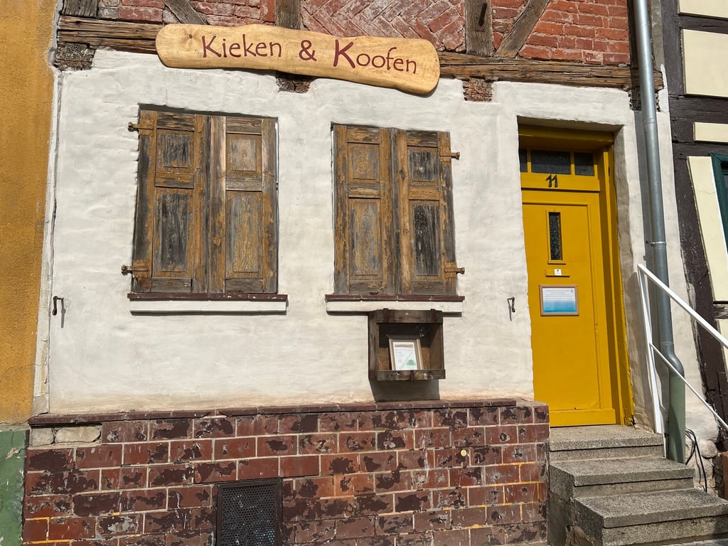 Das Geschäft „Kieken und Koofen in Tangermünde" gehörte zum Königreich Deutschland. Mittlerweile ist es geschlossen.