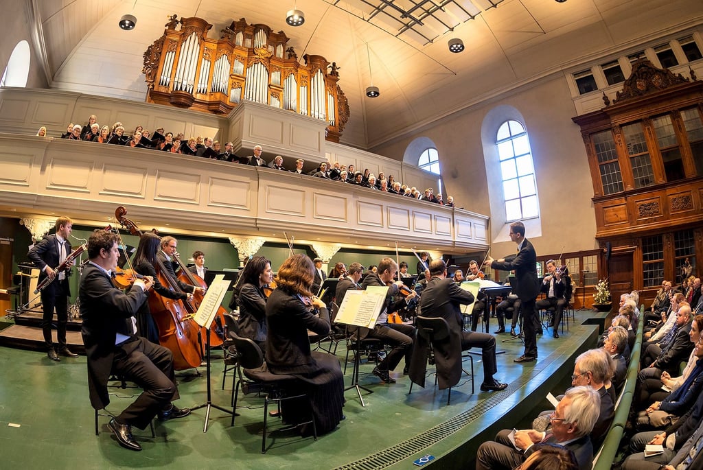 Das Philharmonische Kammerorchester Wernigerode (PKOW) konzertiert insbesondere in der zur Konzerthalle umgebauten Liebfrauenkirche Wernigerode.