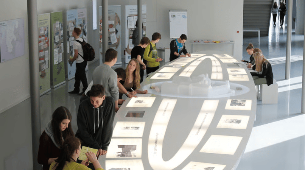 In der Gedenkstätte KZ Lichtenburg in Prettin finden am 18. Mai Führungen zur Dauerausstellung statt.