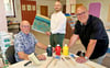Drei Generationen, drei Malermeister: Werner (von links), Lucas und Fred Reimer in ihrem Bernburger Handwerksbetrieb.