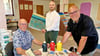 Drei Generationen, drei Malermeister: Werner (von links), Lucas und Fred Reimer in ihrem Bernburger Handwerksbetrieb.