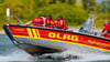 Ein Passant wollte einen Angler aus dem Hafenbecken in Wolgast retten - beide ertrinken.