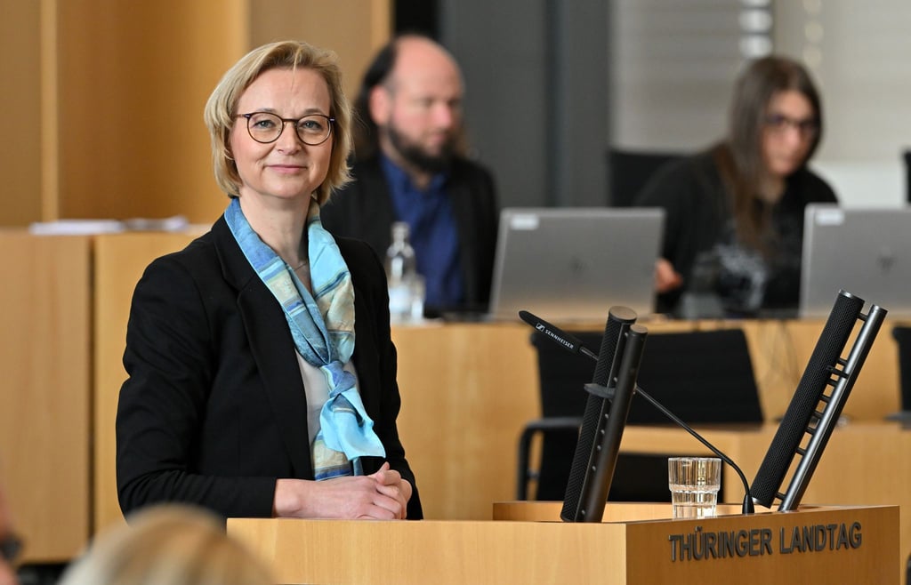 Die Thüringer Landesregierung mit Finanzministerin Wolf will die Eckwerte zum Haushalt beschließen. (Archivbild)