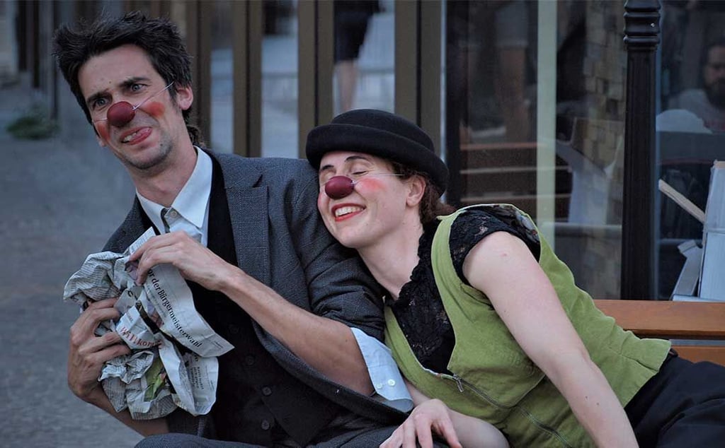Humor als Botschaft: Die Clowns der Compagnia Lapadou.