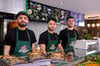 Das Team von Saffis Döner am Tummelplatz in Blankenburg: die drei Blankenburger Saffet, Tariq und Uygar (von links).