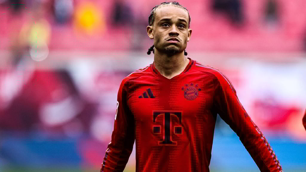 Streift er sich im Sommer wieder ein anderes Trikot über? RB-Profi Xavi Simons im Dress von Bayerns Sané