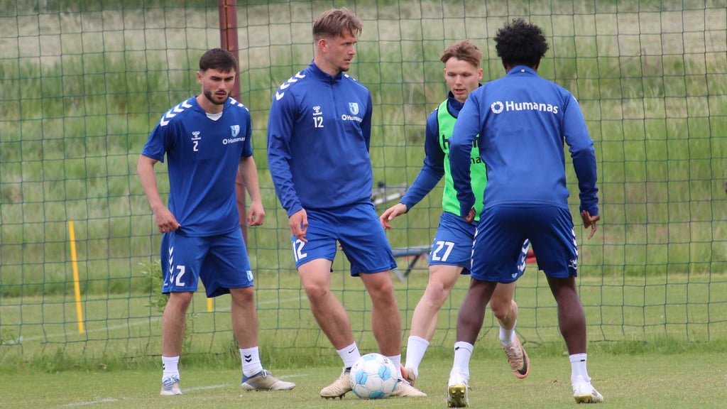 Die Spieler vom 1. FC Magdeburg: Am Sonntag empfangen sie Fortuna Düsseldorf. Wer wird in der Startelf stehen?