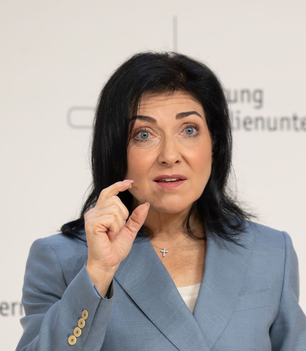 Wirtschaftsministerin Katherina Reiche (CDU) wirbt für den geplanten Bau von Gaskraftwerken.